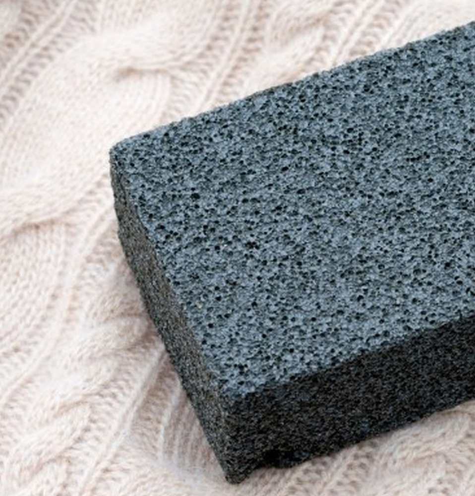 Pillingstein MAGIC BRICK, Fusselstein aus Lavastein